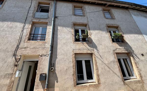 Appartement à vendre    3 pièces • 44,32 m2 Pont-Saint-Vincent