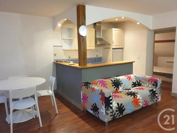 Immeuble à vendre  77 m 2   MONTLUCON  - 03