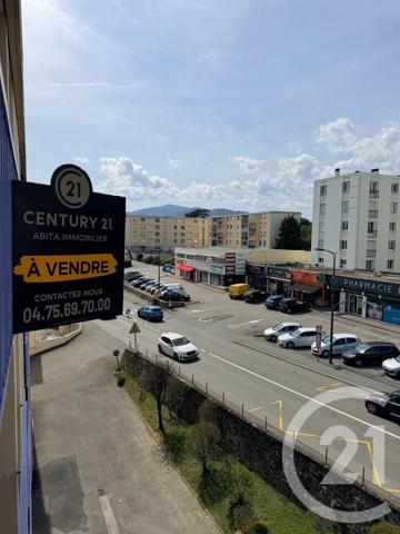 Appartement T4 à vendre  5 pièces - 76,10 m 2   ANNONAY  - 07