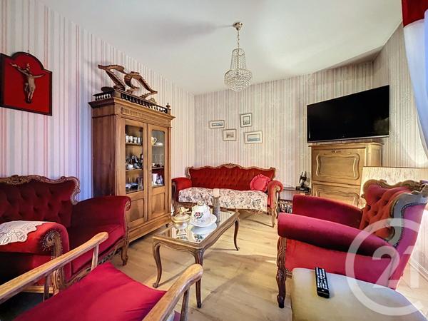 Appartement F4 à vendre  4 pièces - 85,79 m2 LURE - 70