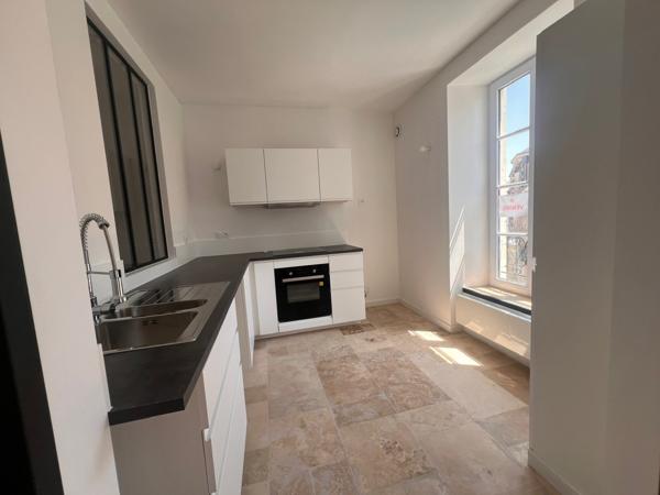 Appartement Duplex Suce Sur Erdre 5 Pièce(s) 119 M2 Carrez/143 M² Au Sol