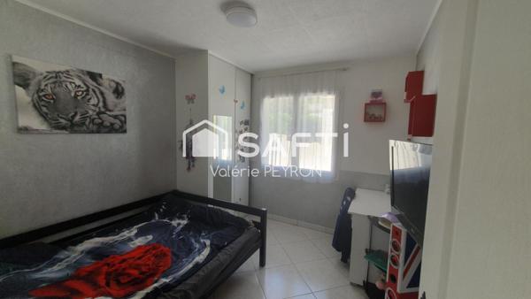 Rians - Maison à fort potentiel avec dépendance habitable, à découvrir sans tarder !