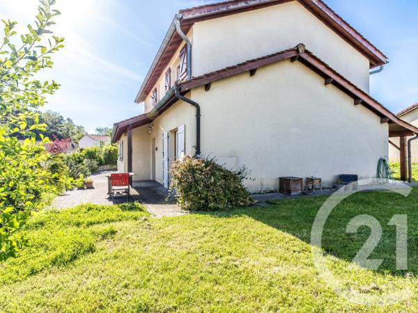 Maison à vendre  6 pièces - 131,30 m 2   JASSANS RIOTTIER  - 01