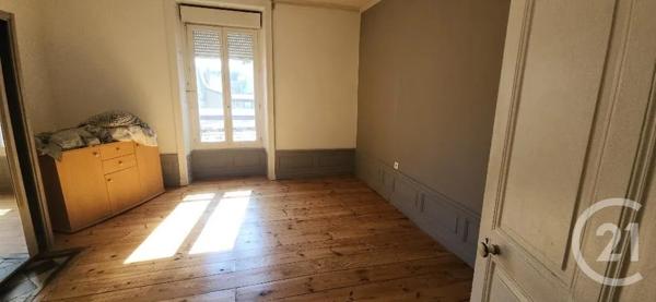 Immeuble à vendre  400 m 2   AURILLAC  - 15