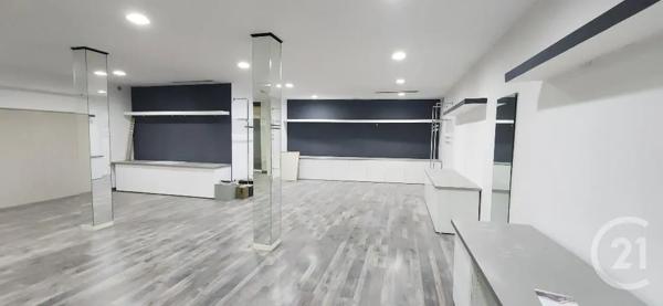 Immeuble à vendre  400 m 2   AURILLAC  - 15