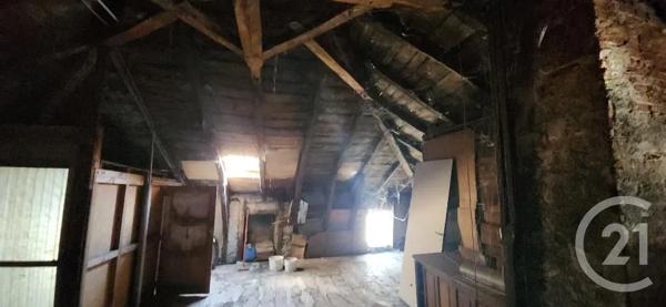 Immeuble à vendre  400 m 2   AURILLAC  - 15