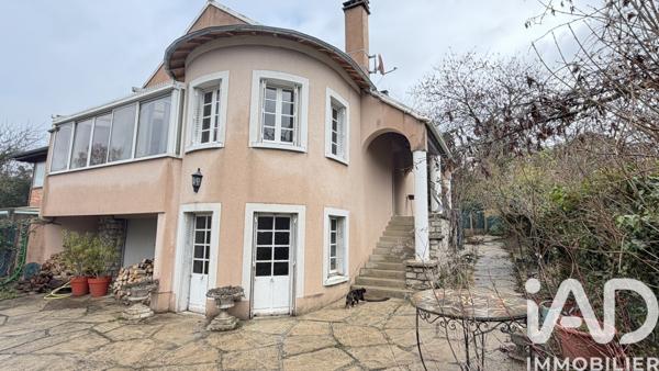 Maison à vendre 6 pièces 166 m² Vaux-le-Pénil