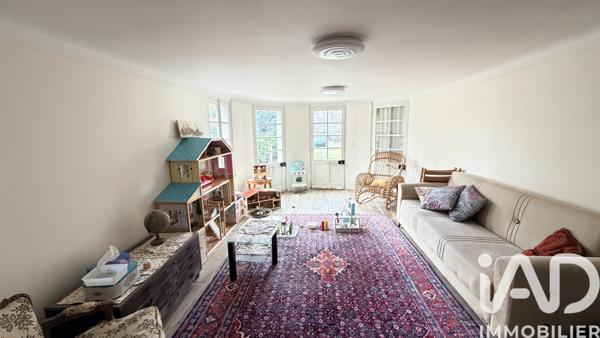 Maison à vendre 6 pièces 166 m² Vaux-le-Pénil