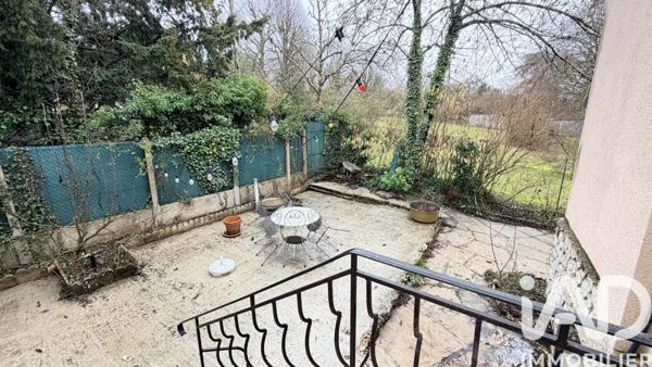 Maison à vendre 6 pièces 166 m² Vaux-le-Pénil