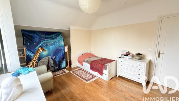 Maison à vendre 6 pièces 166 m² Vaux-le-Pénil