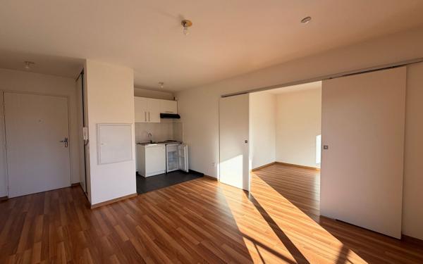 Appartement à louer    1 pièce • 35,73 m2 Saint-Jean-de-la-Ruelle
