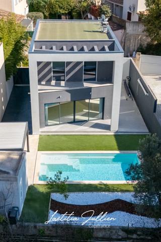 Eoures (13011) – Maison d’architecte contemporaine T4 de 114 m² – Piscine chauffée – Terrain clos 400 m² – Vue dégagée – Prestations haut de gamme