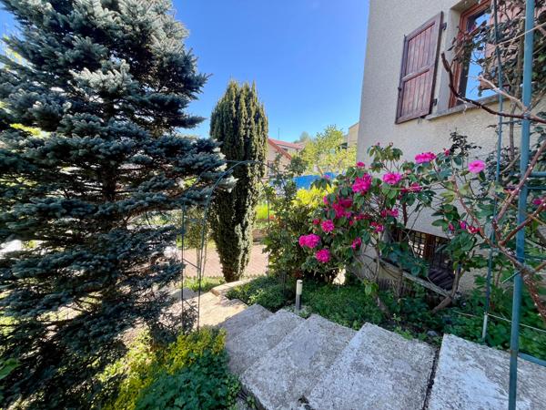 Maison d'architecte 155m² sur 1000m² de terrain payagé
