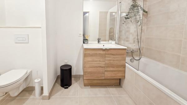 Maison mitoyenne moderne de 107 m²