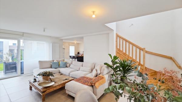 Maison mitoyenne moderne de 107 m²