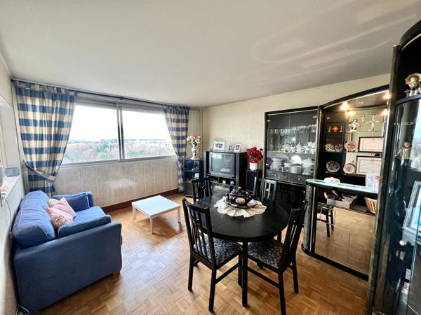 Le Blanc-Mesnil (93150) 2 Pièces avec parking, cave - futur métro