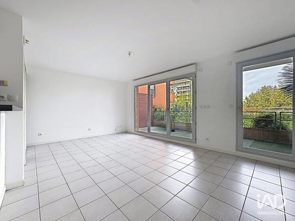 Location studio 39 m² Toulouse