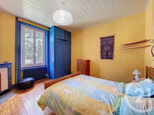 Maison à vendre  7 pièces - 255,35 m 2   AIGUILHE  - 43