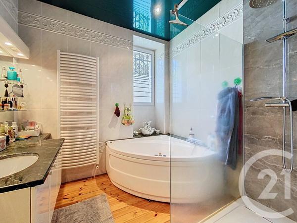 Maison à vendre  7 pièces - 255,35 m 2   AIGUILHE  - 43