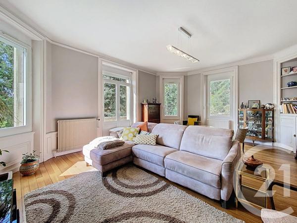 Maison à vendre  7 pièces - 255,35 m 2   AIGUILHE  - 43
