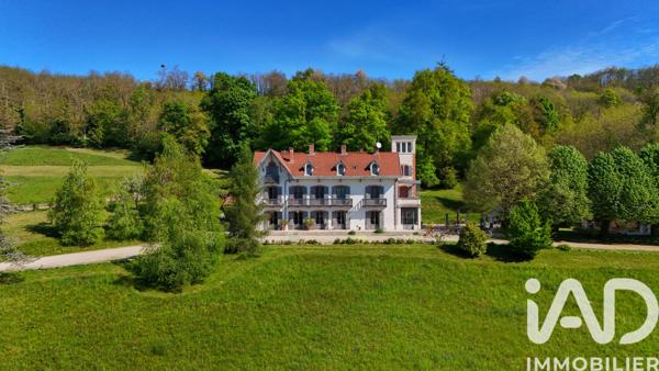 Maison à vendre 14 pièces 690 m² Ornacieux-Balbins