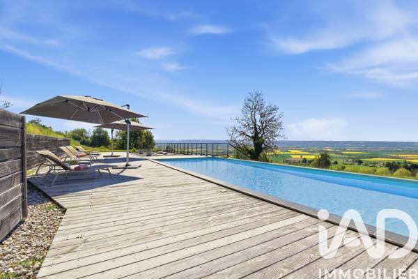 Maison à vendre 14 pièces 690 m² Ornacieux-Balbins