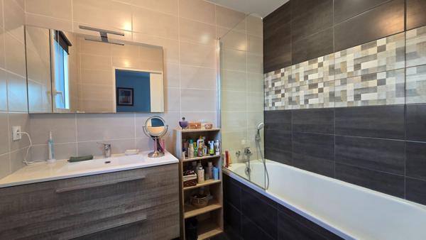 Maison Les Sables D Olonne 5 pièce(s) 96 m2