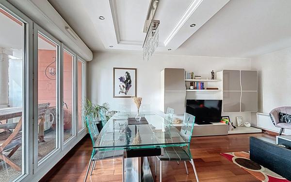 Appartement à vendre    3 pièces • 67,50 m2 Suresnes