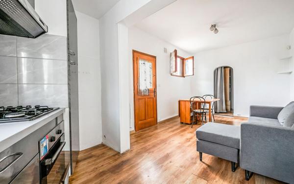 Maison à vendre    2 pièces •  Noisy-le-Sec