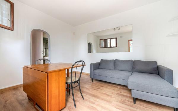 Maison à vendre    2 pièces •  Noisy-le-Sec