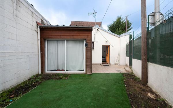 Maison à vendre    2 pièces •  Noisy-le-Sec