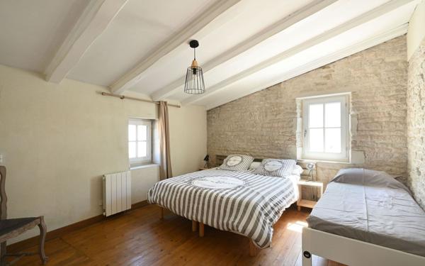 Maison à vendre    4 pièces •  Saint-Clément-des-Baleines