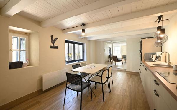 Maison à vendre    4 pièces •  Saint-Clément-des-Baleines