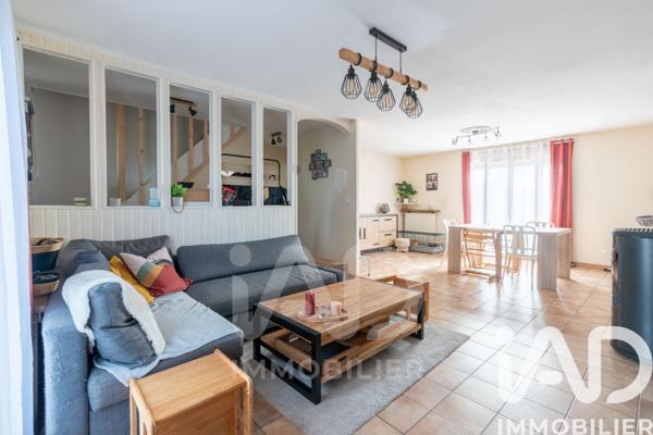 Maison à vendre 5 pièces 105 m² Épône