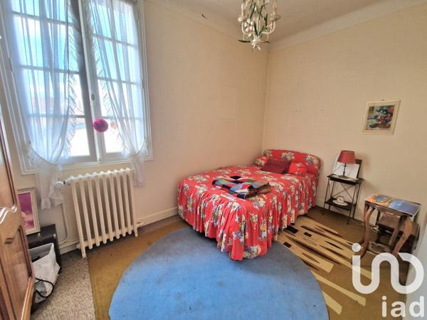 Maison de ville 5 pièces de 93 m² à Forges-les-Eaux (76440)