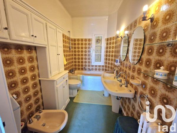 Maison de ville 5 pièces de 93 m² à Forges-les-Eaux (76440)