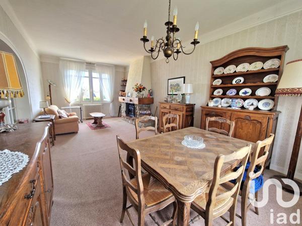 Maison de ville 5 pièces de 93 m² à Forges-les-Eaux (76440)