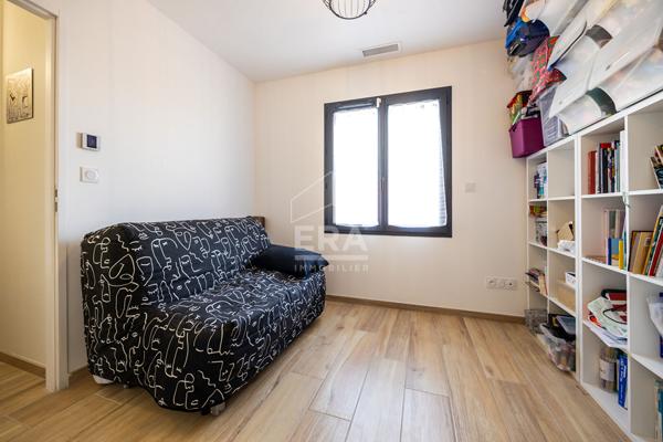 À vendre à Perpignan : Maison neuve 124 m2, 5 chambres avec garage et extérieurs