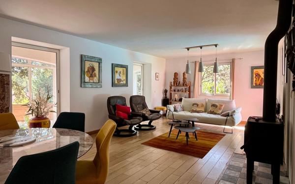 Maison à vendre    6 pièces •  Saint-Gély-du-Fesc