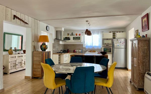 Maison à vendre    6 pièces •  Saint-Gély-du-Fesc