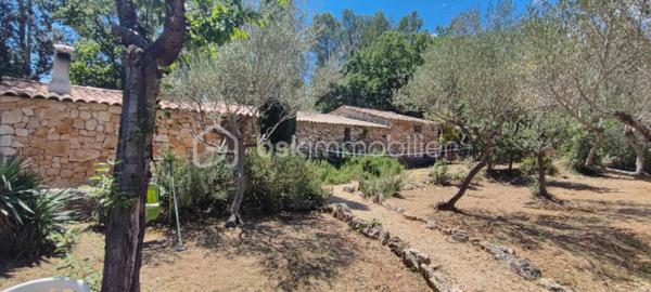 Propriete de 215 m²