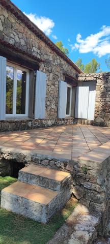 Propriete de 215 m²