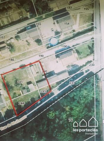 Terrain viabilisé de 8,78 ares situé dans une impasse