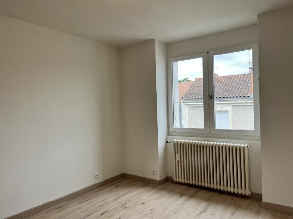 Grand appartement T3 lumineux