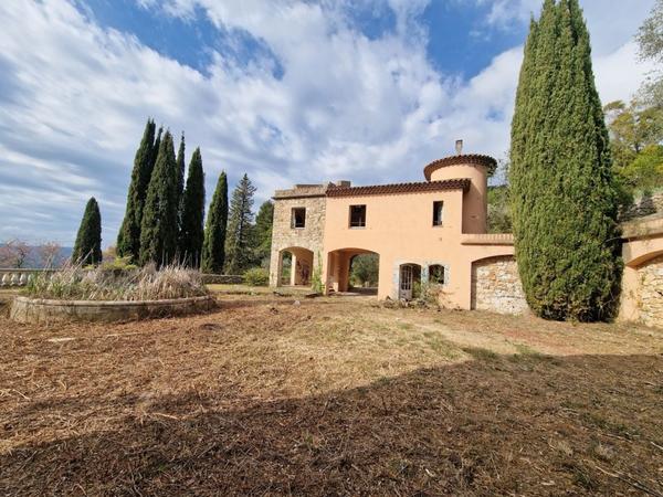 Maison 14 pièces - 850 m² Bien prestige