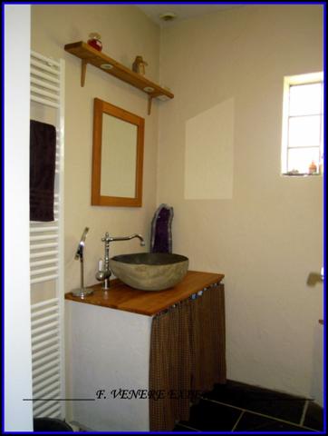 Asnières-sur-Oise (95270) Asnières sur OIse, plain pied de 57m² 3 pièces sur 644m² de terrain