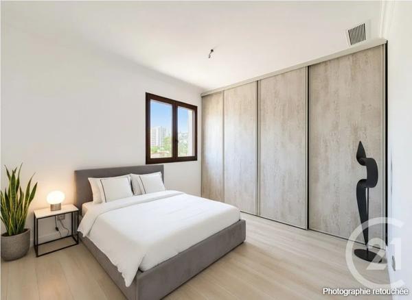 Maison à vendre  5 pièces - 117 m 2   VILLENEUVE LOUBET  - 06