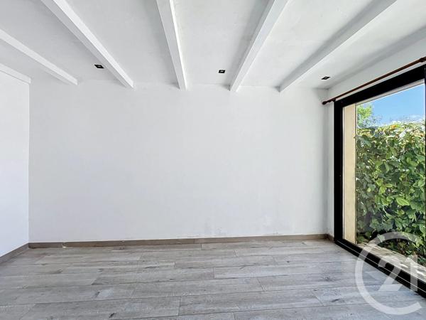 Maison à vendre  5 pièces - 117 m 2   VILLENEUVE LOUBET  - 06