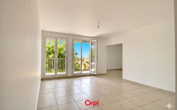 Appartement à vendre    4 pièces • 76,34 m2 Marseille 10