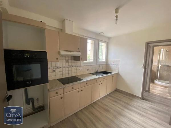 Maison à louer 4 pièces 67.81m² Poitiers (86000)